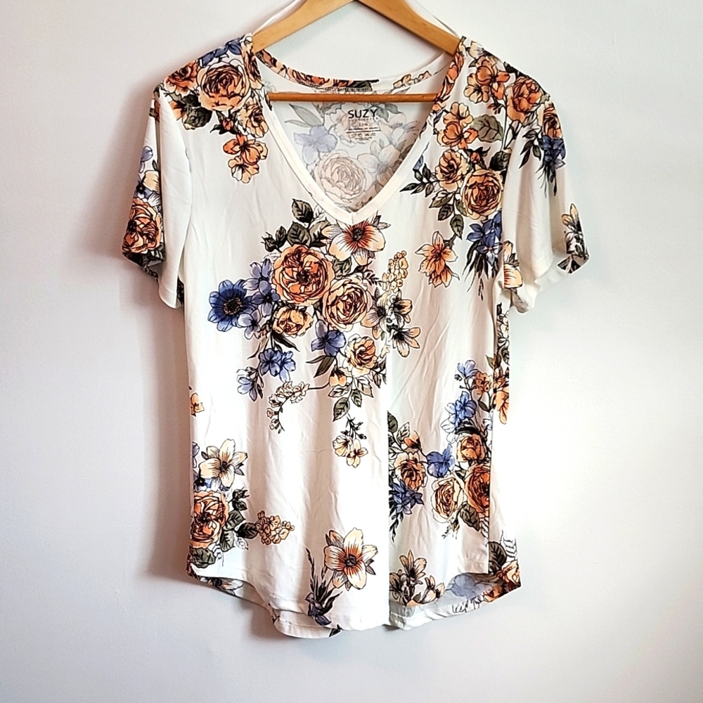 Suzy Shier short sleeve tee